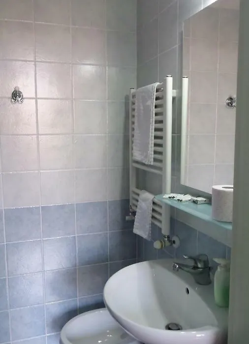 Chiara Rooms-1